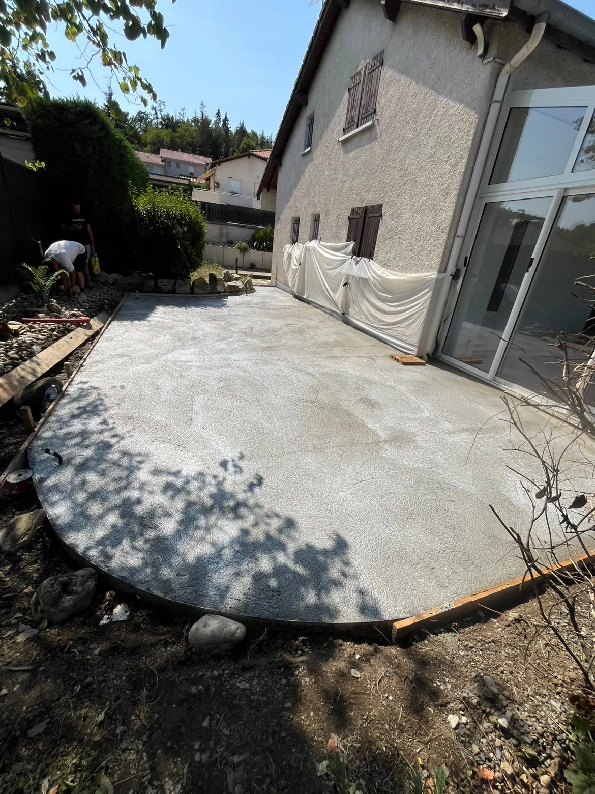 Création et finition d'une terrasse extérieure